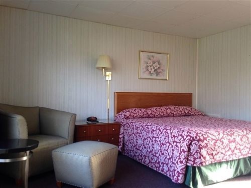 Colonial Valley Motel Farmington